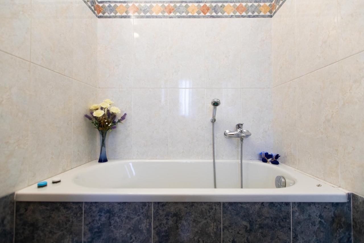 Anfol Otel Bari Dış mekan fotoğraf