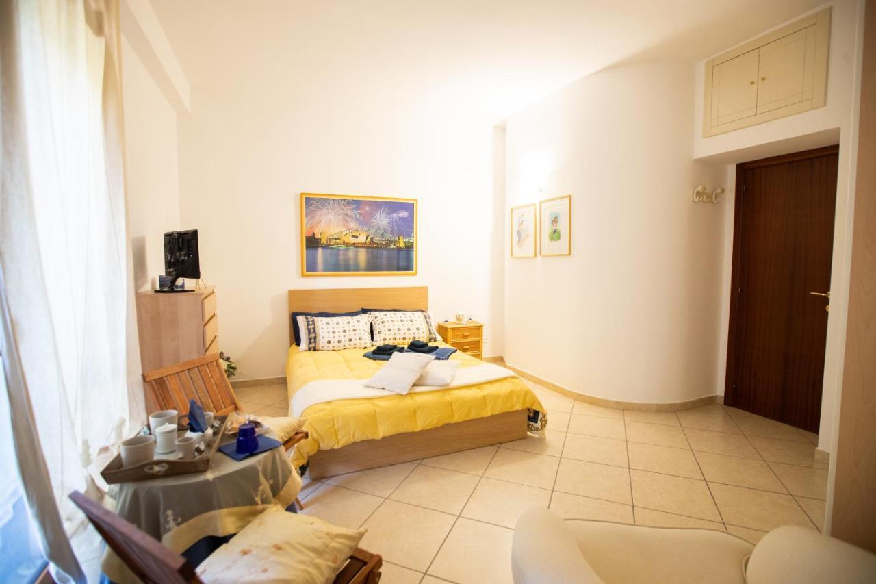 Anfol Otel Bari Dış mekan fotoğraf